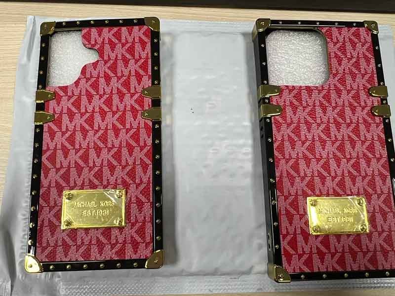 iPhone14 Pro Max、iPhone17 ケース マイケルコース ブランド