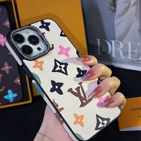 ルイヴィトンiPhone16proケース