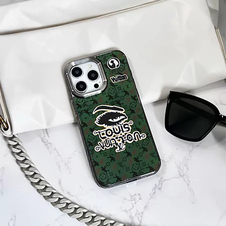 ルイヴィトンiPhone16proケース