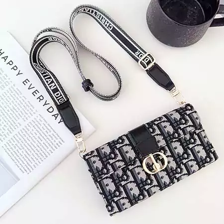 DIOR モンテーニュ ラップトップレザーケース