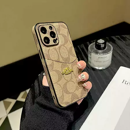 本革コーチプラグ＆プレイiPhone 16ケース