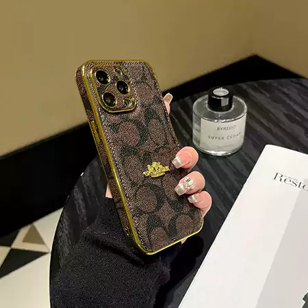 本革コーチプラグ＆プレイiPhone 16ケース