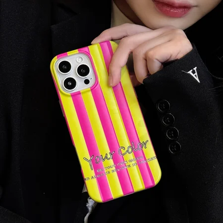 ピンクとイエローのストライプ柄 iPhone 17/17 Pro ケース