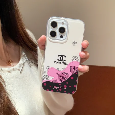 シャネル iPhone 17/16 Pro Max スマートフォン