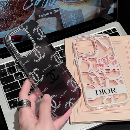 Dior iPhone 17 ケース