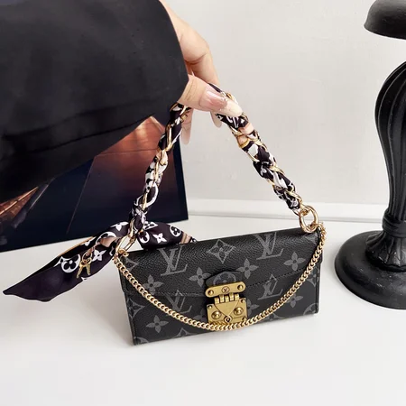 グッチ ブランド GUCCIiPhone17/17pro/17 promax/17 air 