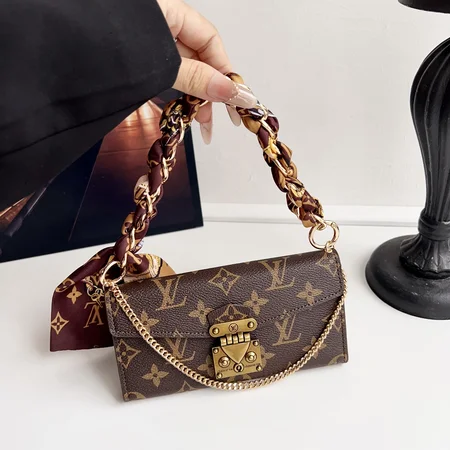 グッチ ブランド GUCCIiPhone17/17pro/17 promax/17 air 