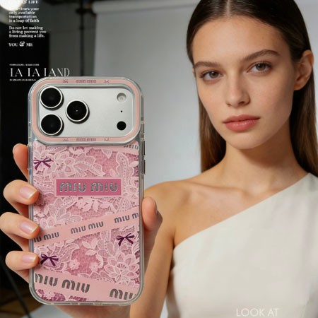 おしゃれミュウミュウ風 iphone17 ケース ブランドMIUMIUスマホケース カップル新登場