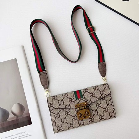 おしゃれ手帳 型風 iphone17 ケース ブランドgucci 手帳 型スマホケース 高校生四角保護
