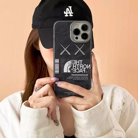 ザ・ノース・フェイス iphone15 保護ケース 安い 大人 滑り止め
