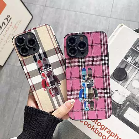 iphone18 ケース バーバリー ハイブランド 携帯ケース おしゃれ 芸能人 耐衝撃