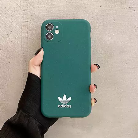 アディダス ブランド スマホケースiPhone17/17pro/17 promax/17 air 