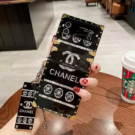 iphone15 ケース バーバリー ブランド 保護ケース おしゃれ 芸能人 耐衝撃