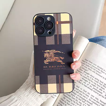 iphone15 ケース バーバリー おしゃれ 芸能人 耐衝撃