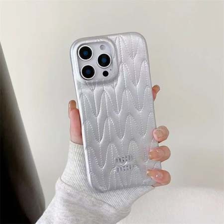 ミュウミュウ風ストリート芸能人覗き見防止iphone17ケースブランドmiumiuスマホケース