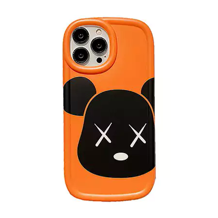 ベアブリック風アウトドア芸能人耐衝撃iphone18ケースブランドbearbrickスマホケース
