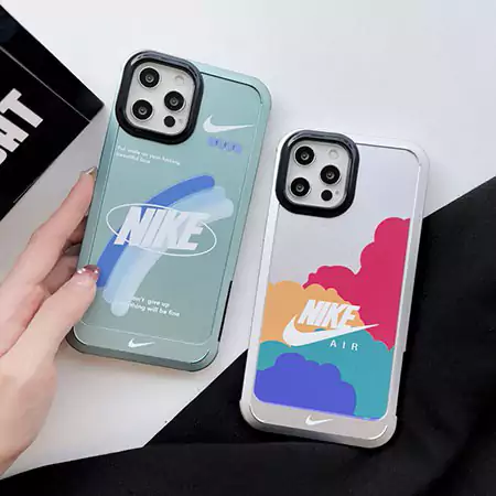 ナイキ ブランド スマホケースiPhone17/17pro/17 promax/17 air 