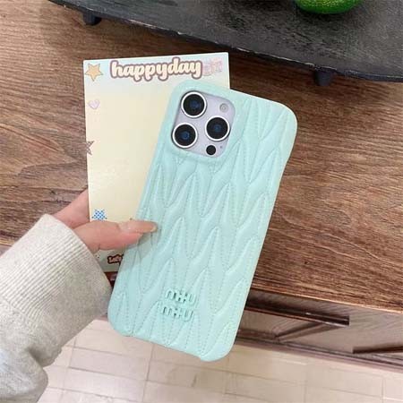 ミュウミュウ風ストリート芸能人覗き見防止iphone17ケースブランドmiumiuスマホケース