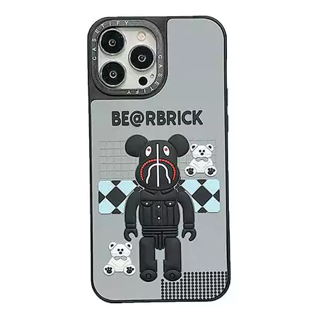 ベアブリック風アウトドア芸能人耐衝撃iphone18ケースブランドbearbrickスマホケース