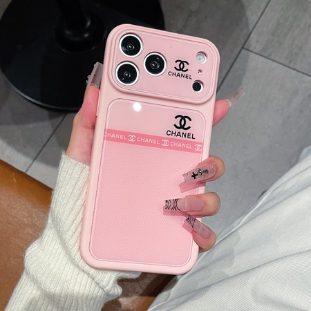 iphone18 ケース シャネル風 おしゃれ 流行り