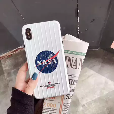 クリスチャンルブタン ブランド スマホケースiPhone17/17pro/17 promax/17 air 