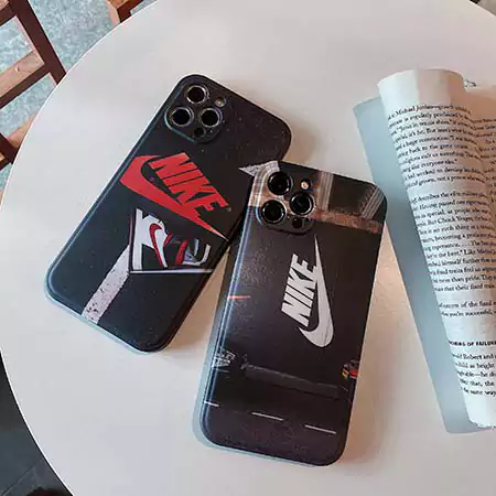 ナイキ ブランド スマホケースiPhone17/17pro/17 promax/17 air 