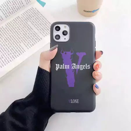 クリスチャンルブタン ブランド スマホケースiPhone17/17pro/17 promax/17 air 
