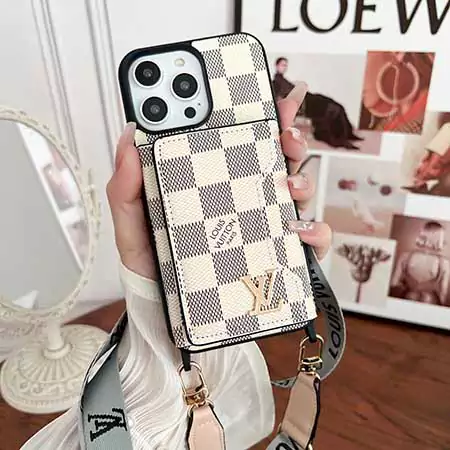 iphone15 ケース ルイ ヴィトン風 カード収納 人気 芸能人
