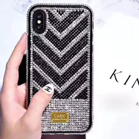 クリスチャンルブタン ブランド スマホケースiPhone17/17pro/17 promax/17 air 