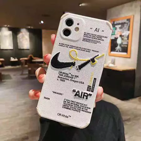 ナイキ ブランド スマホケースiPhone17/17pro/17 promax/17 air 
