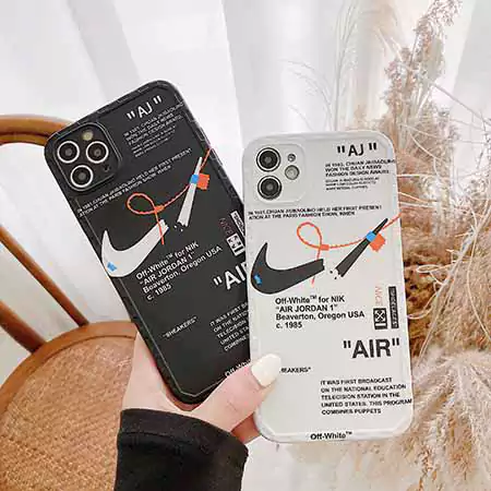 ナイキ ブランド スマホケースiPhone17/17pro/17 promax/17 air 
