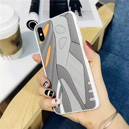 クリスチャンルブタン ブランド スマホケースiPhone17/17pro/17 promax/17 air 