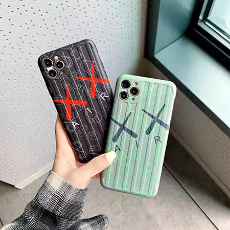 カウズ  ブランド スマホケースiPhone17/17pro/17 promax/17 air 