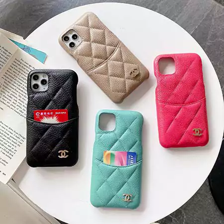 iphone17 ケース シャネル風 カード収納 流行り 大人