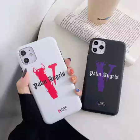 クリスチャンルブタン ブランド スマホケースiPhone17/17pro/17 promax/17 air 