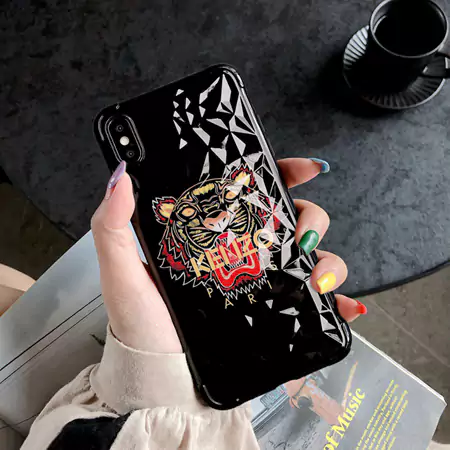 セリーヌ ブランド スマホケースiPhone17/17pro/17 promax/17 air 