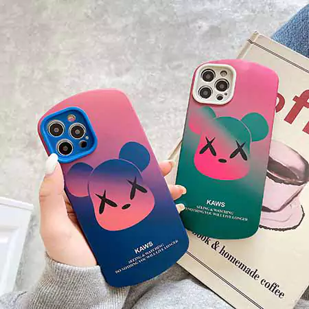 カウズ  ブランド スマホケースiPhone17/17pro/17 promax/17 air 