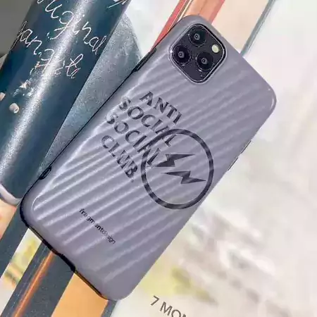 クリスチャンルブタン ブランド スマホケースiPhone17/17pro/17 promax/17 air 