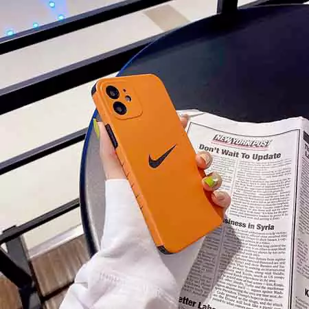 ナイキ ブランド スマホケースiPhone17/17pro/17 promax/17 air 