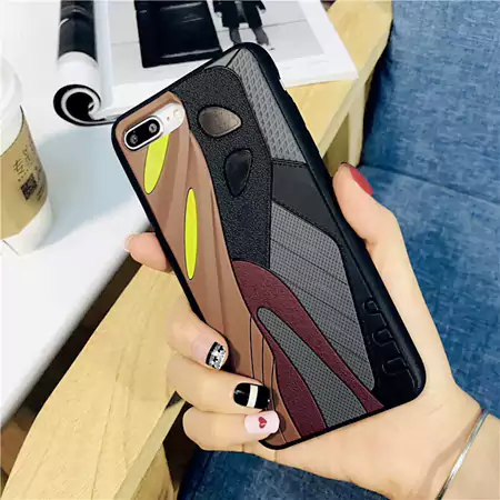 クリスチャンルブタン ブランド スマホケースiPhone17/17pro/17 promax/17 air 