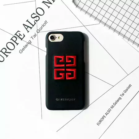 カウズ  ブランド スマホケースiPhone17/17pro/17 promax/17 air 