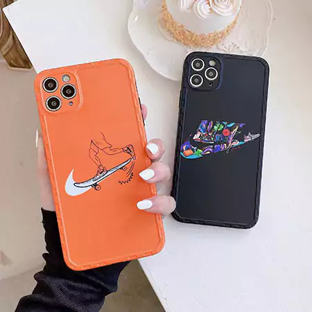ナイキ ブランド スマホケースiPhone17/17pro/17 promax/17 air 