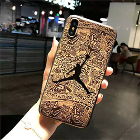 アディダス ブランド スマホケースiPhone17/17pro/17 promax/17 air 
