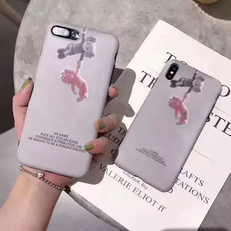 カウズ  ブランド スマホケースiPhone17/17pro/17 promax/17 air 