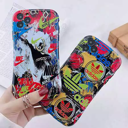 アディダス ブランド スマホケースiPhone17/17pro/17 promax/17 air 