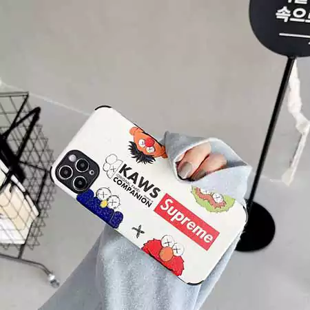 カウズ  ブランド スマホケースiPhone17/17pro/17 promax/17 air 