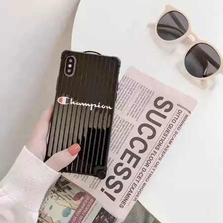 チャンピオン ブランド スマホケースiPhone17/17pro/17 promax/17 air 