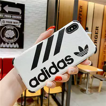 アディダス ブランド スマホケースiPhone17/17pro/17 promax/17 air 