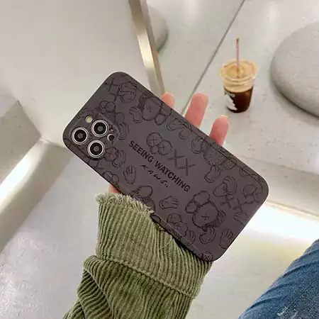 カウズ  ブランド スマホケースiPhone17/17pro/17 promax/17 air 