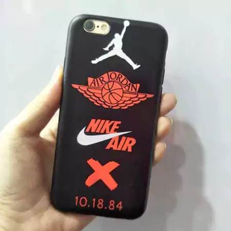 アディダス ブランド スマホケースiPhone17/17pro/17 promax/17 air 